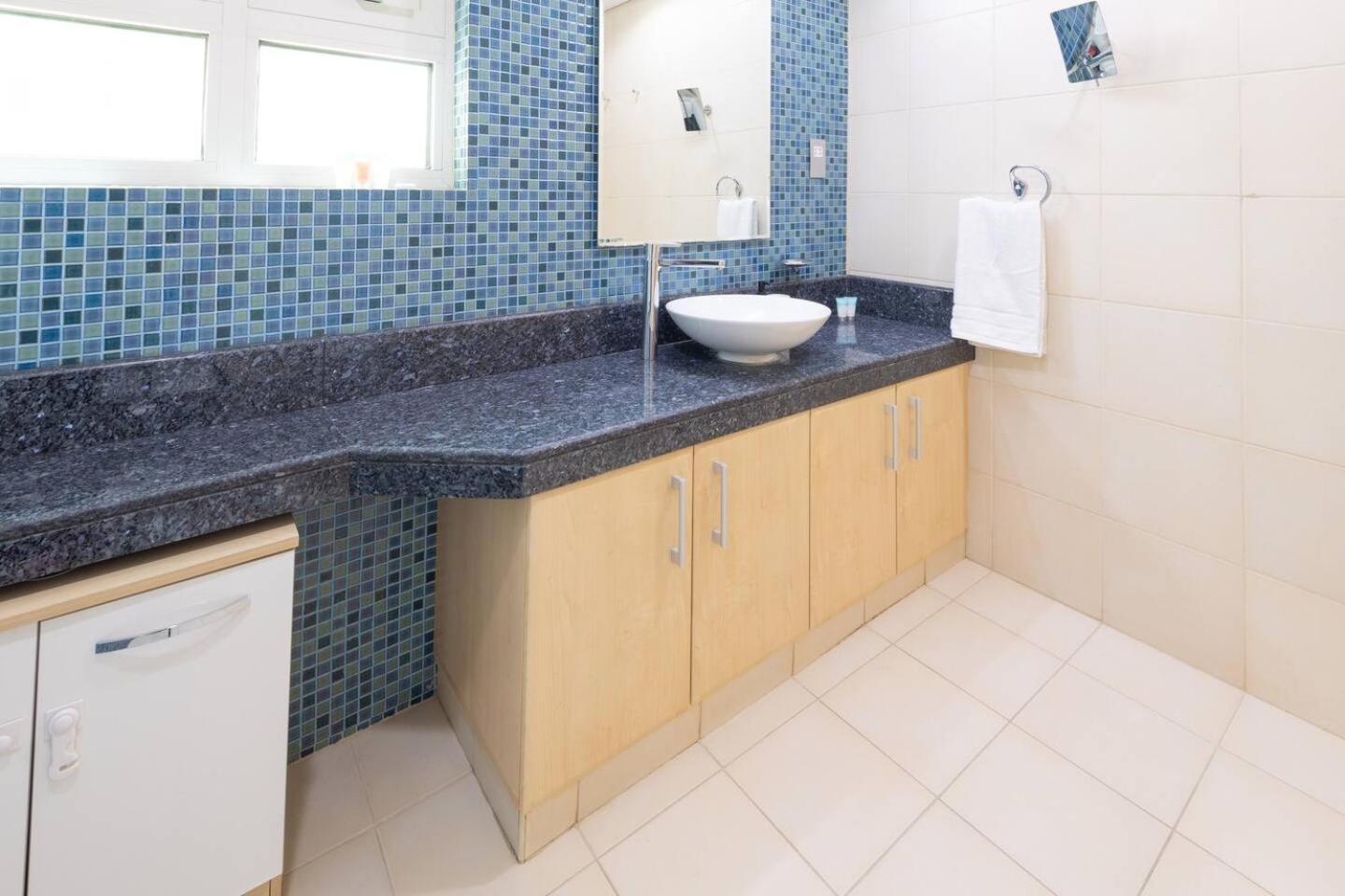 Dubai The Palm 4Br Beach & Pool Access Appartement