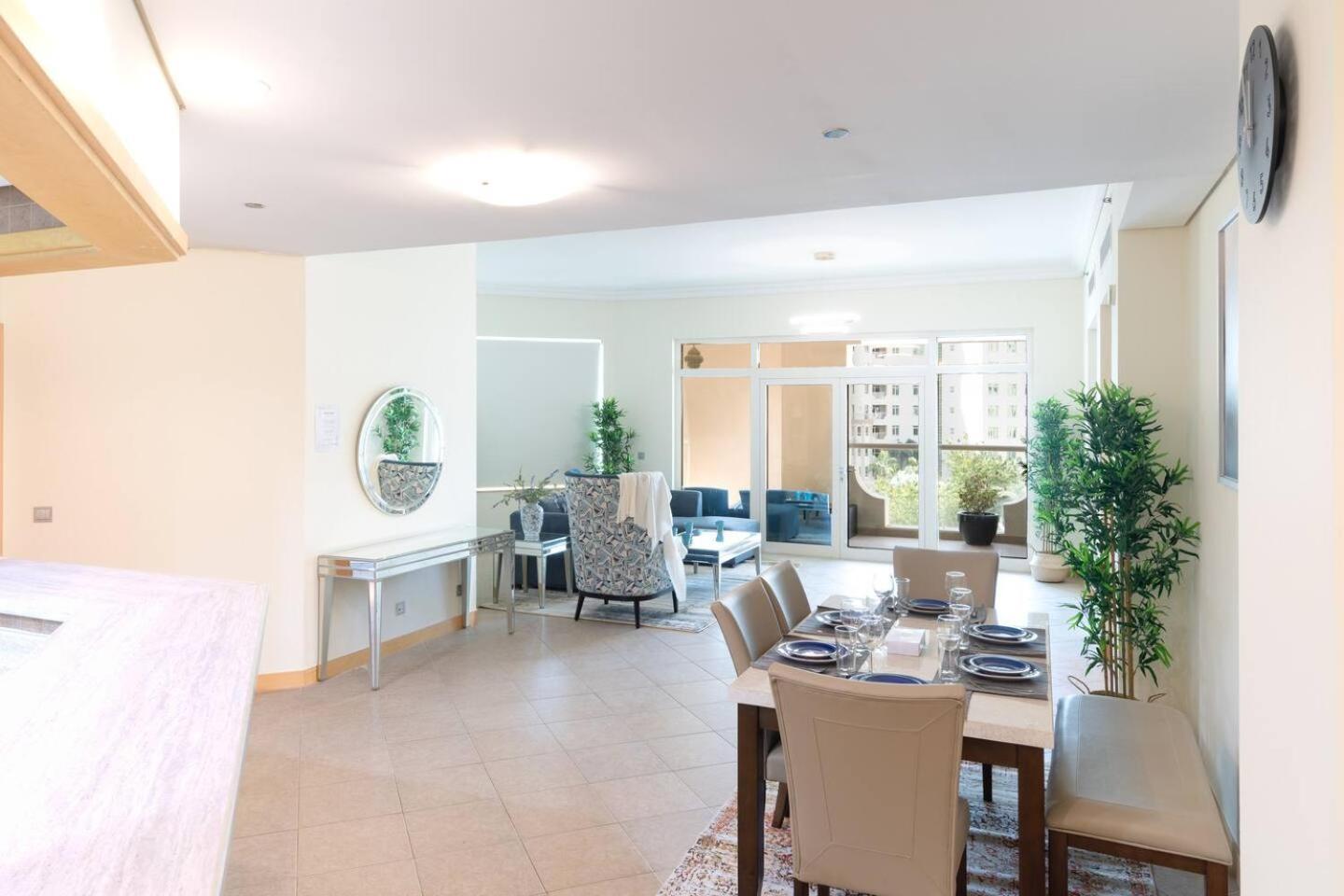 Dubai The Palm 4Br Beach & Pool Access * Dubai